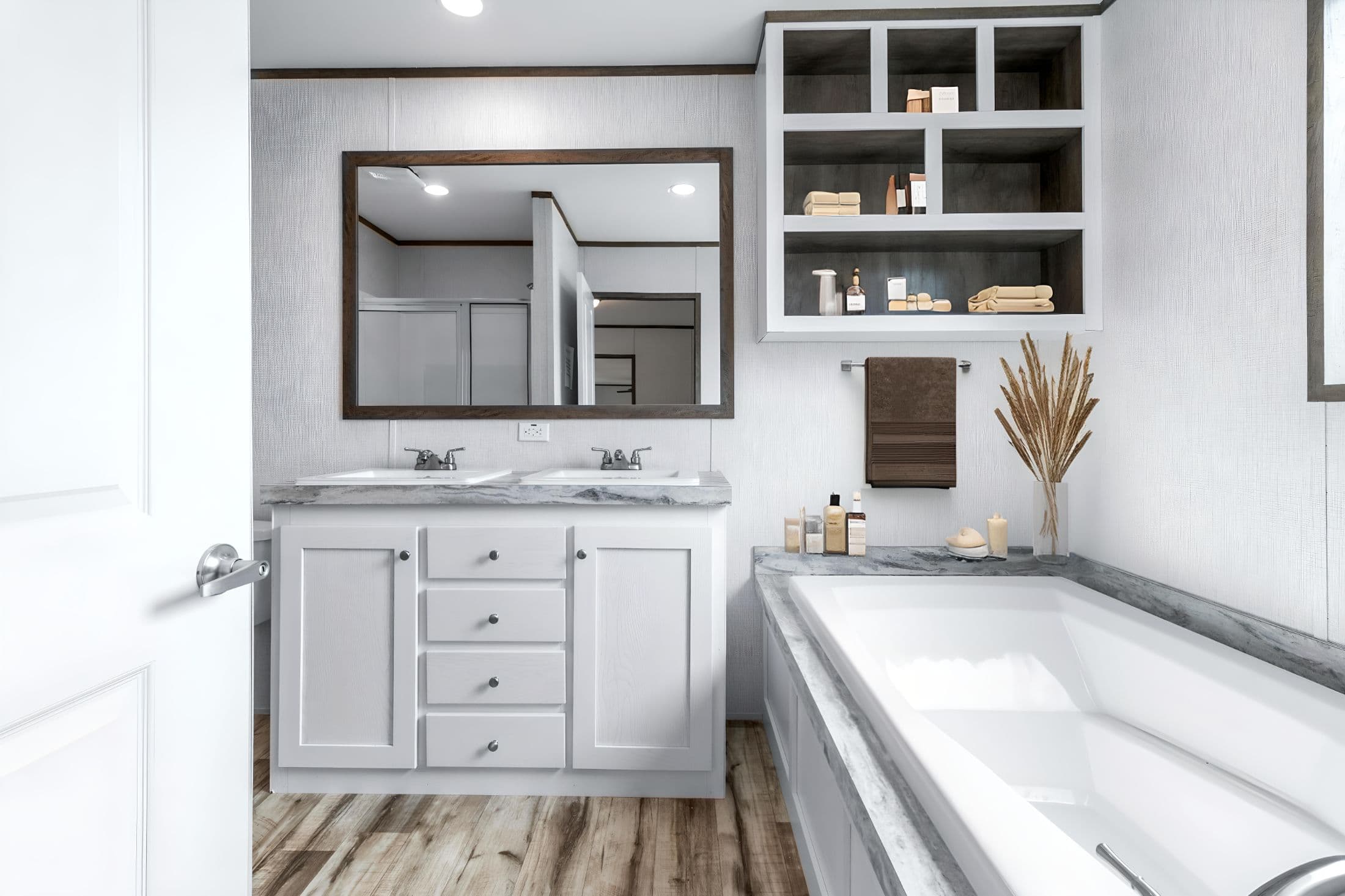 Cypress bathroom home features
