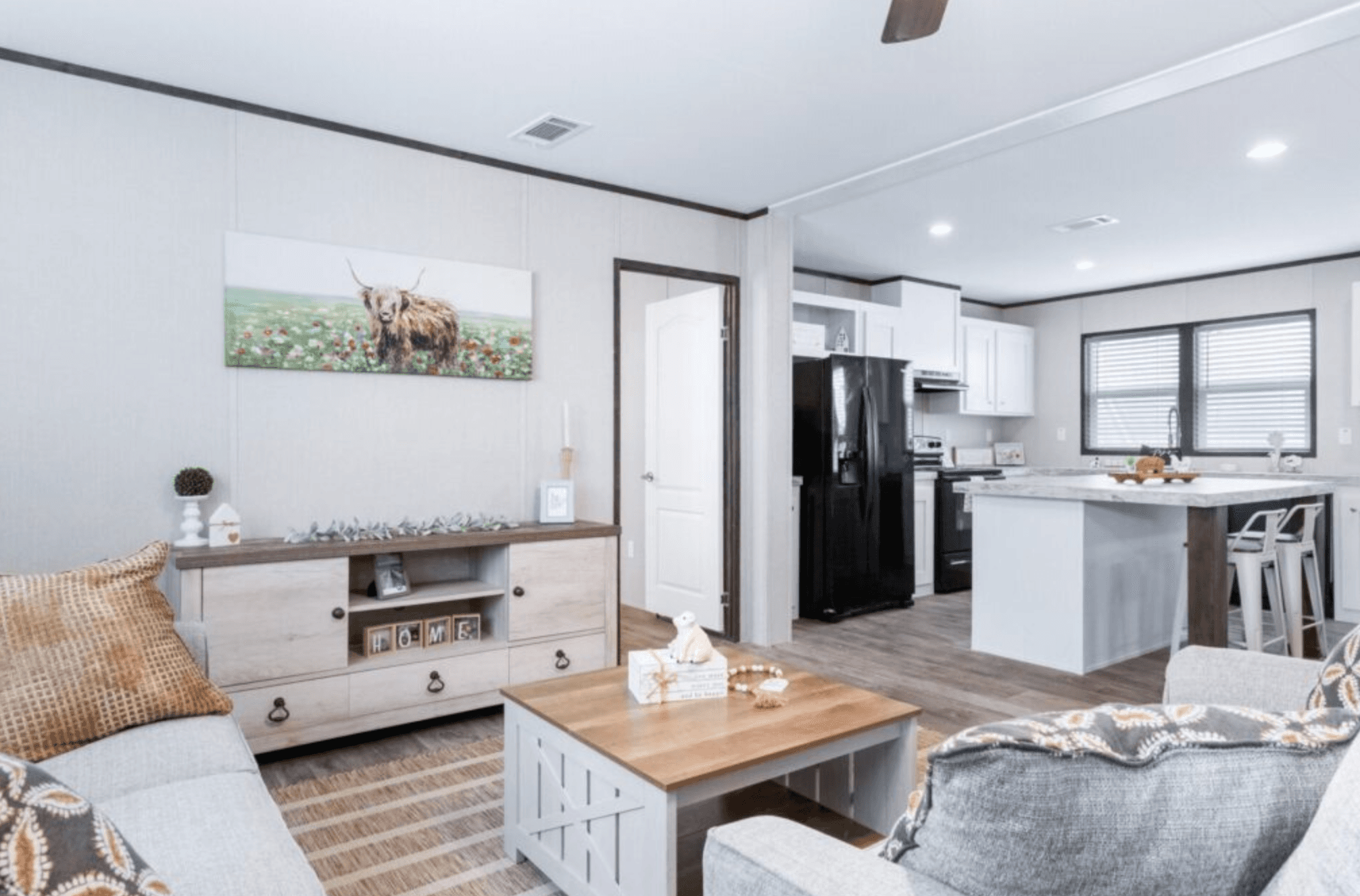 The nassau interior home features