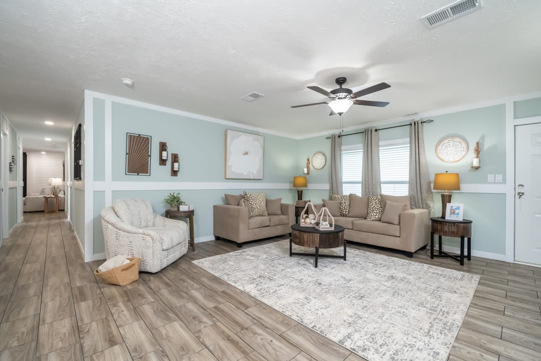 Destin interior home features