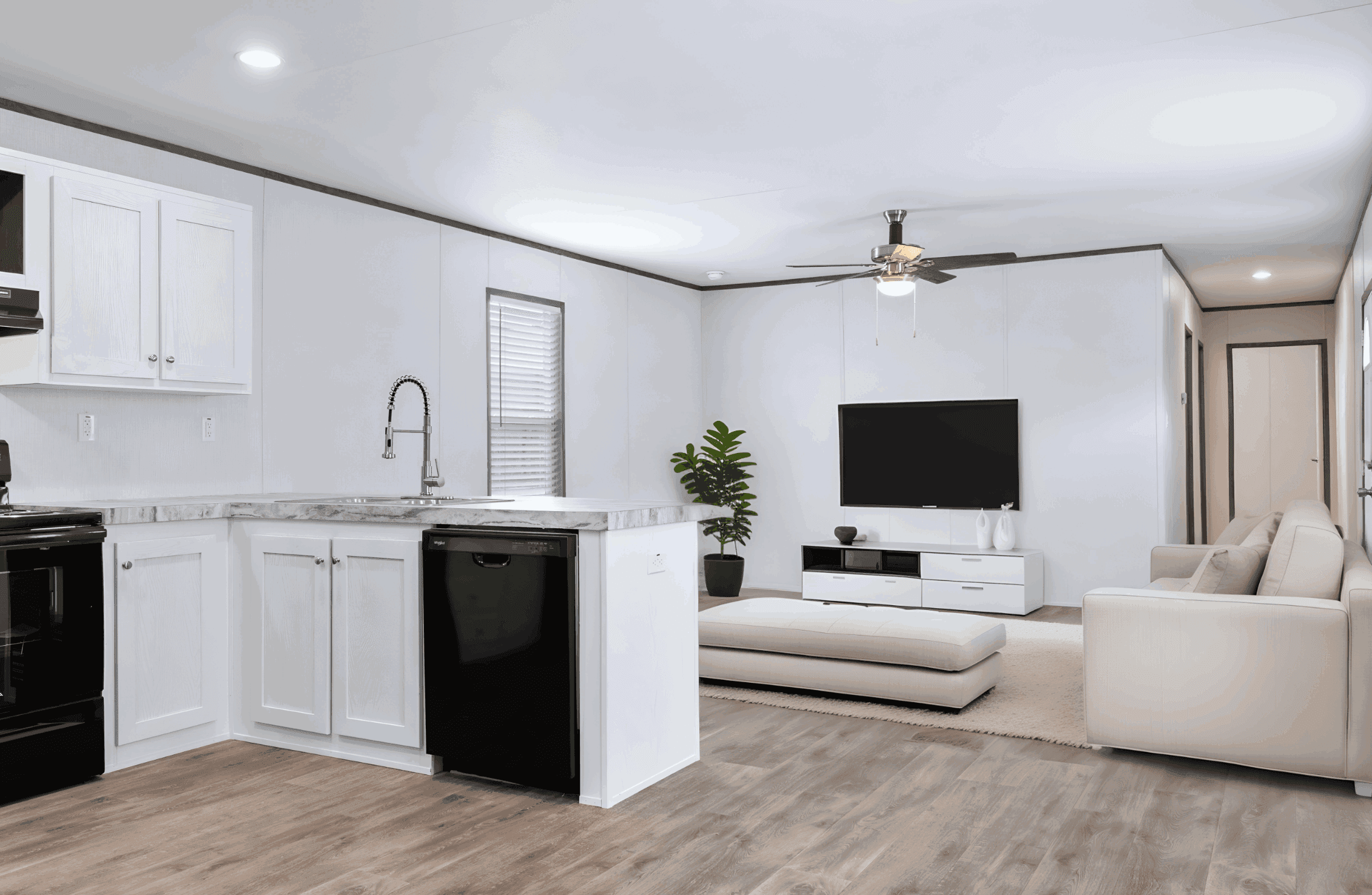 Atlantis interior home features