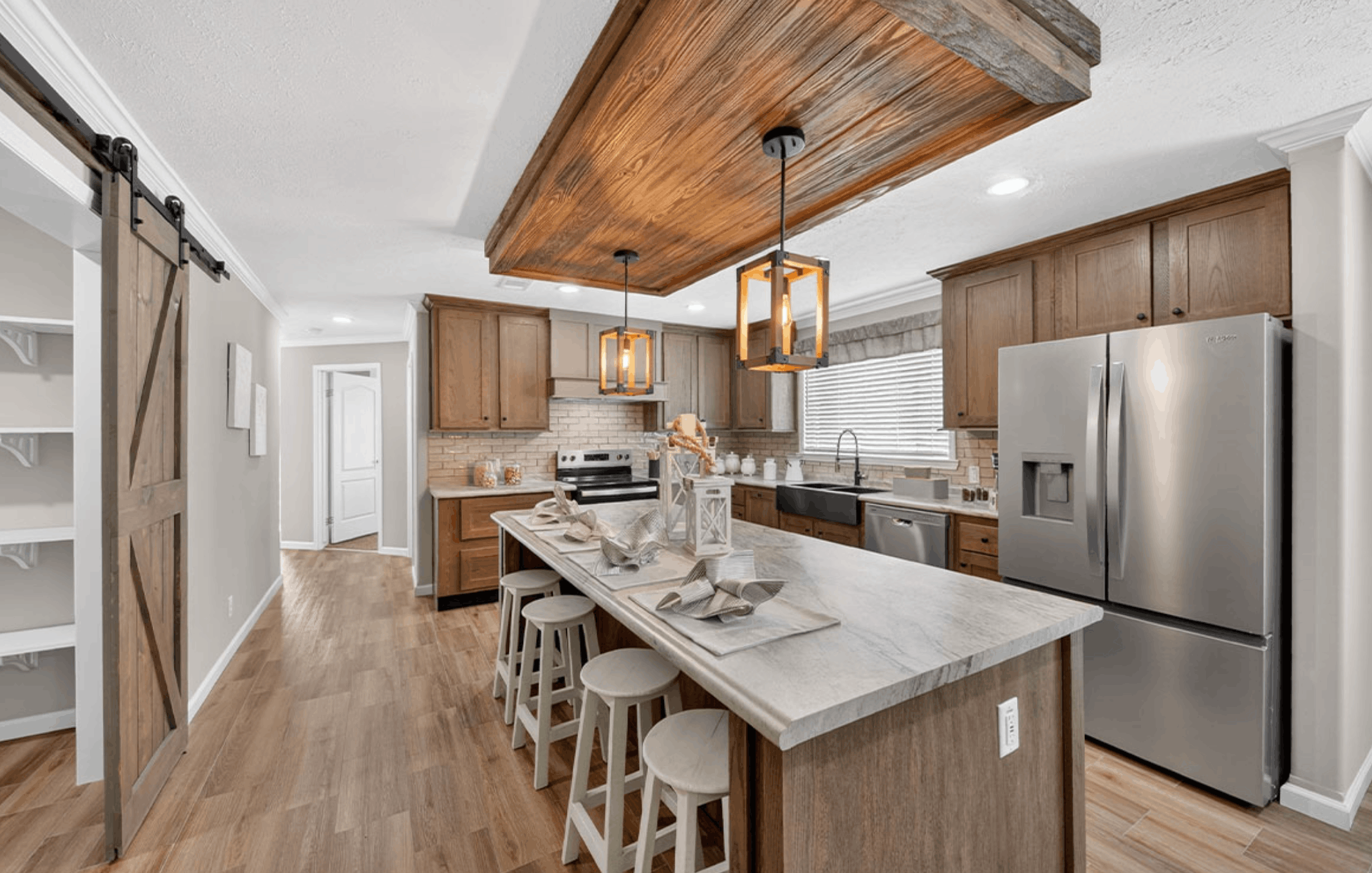 Kb-3251 odessa interior home features