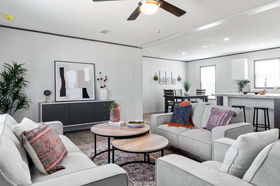 Panama hero and interior home features