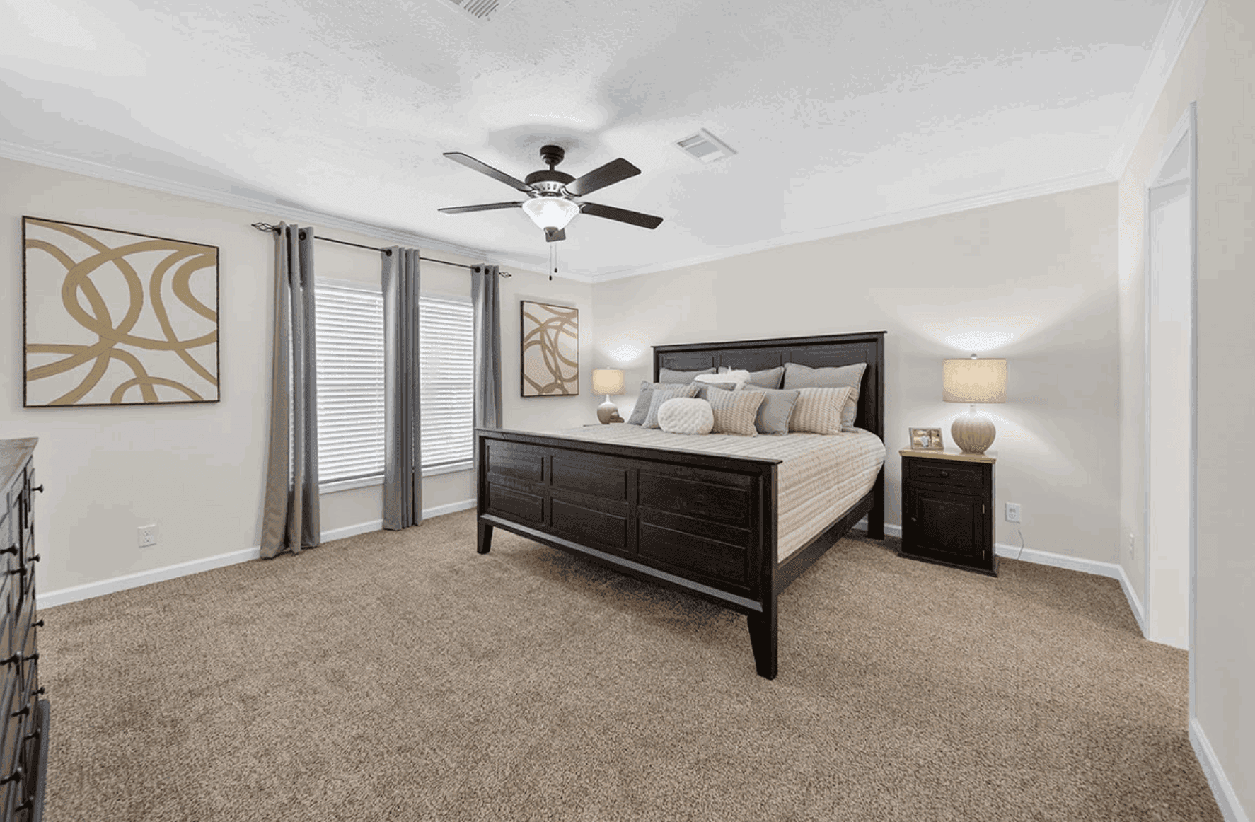 Md-66-32 midland bedroom home features