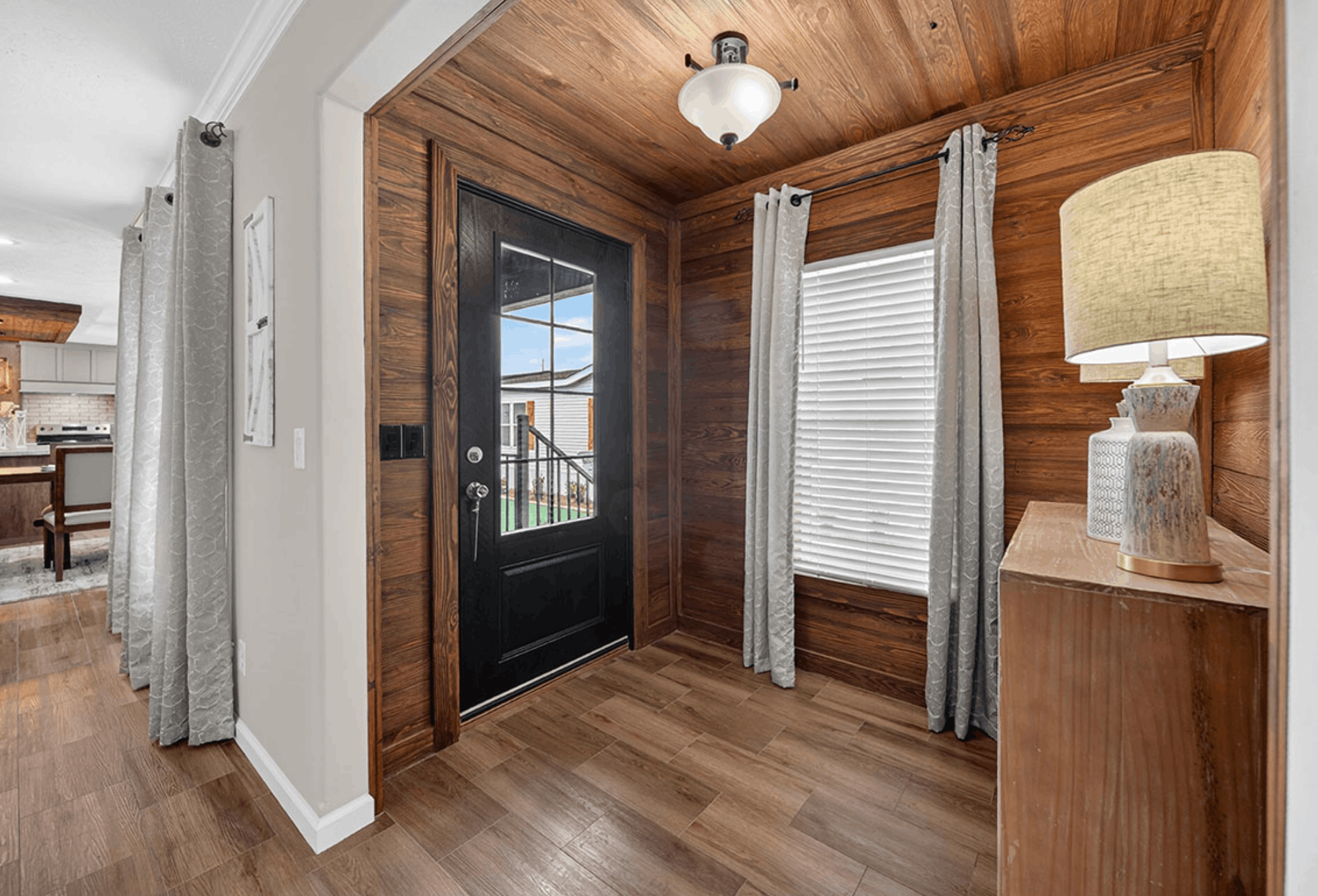 Kb-3251 odessa interior home features