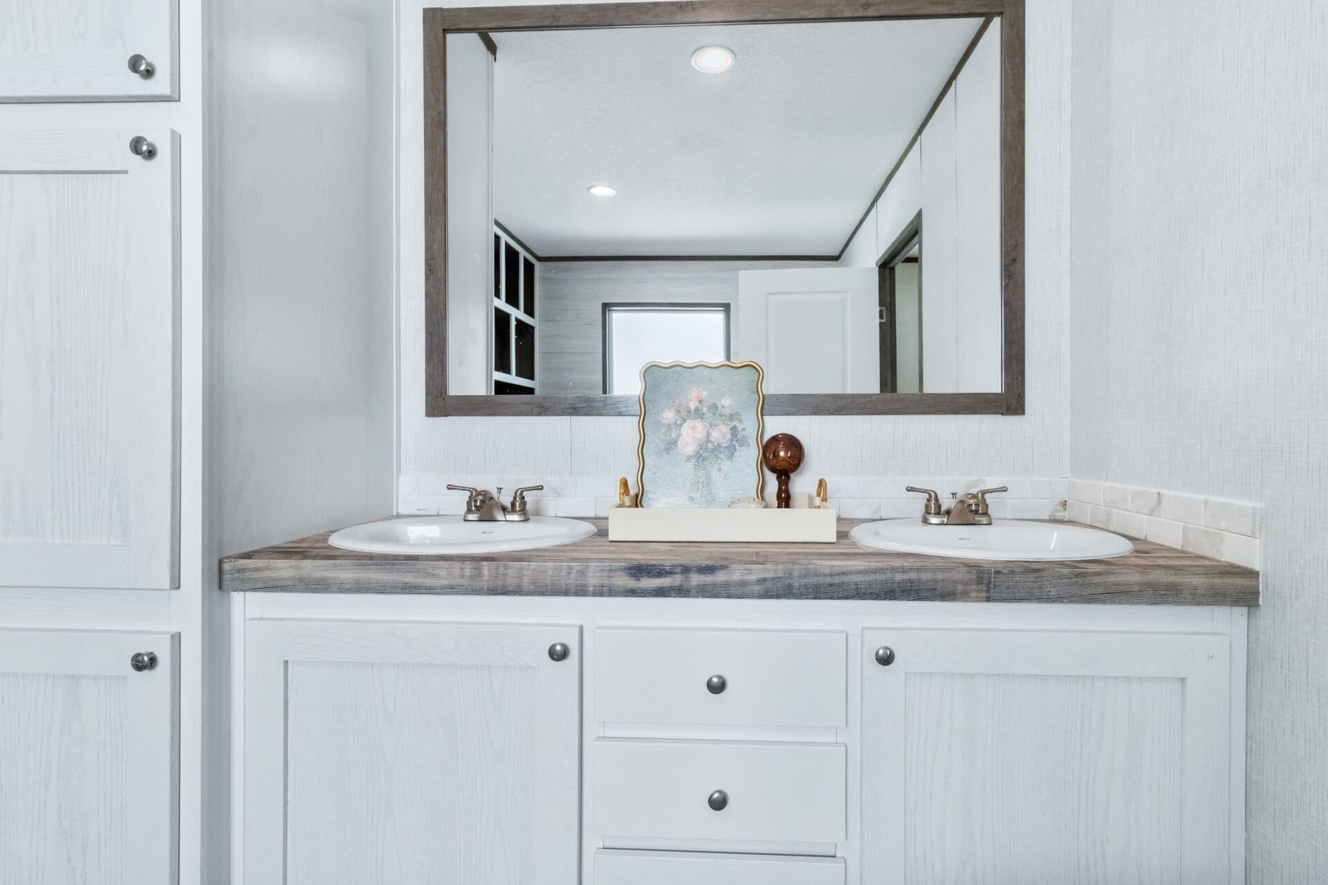 The eisenhower bathroom home features