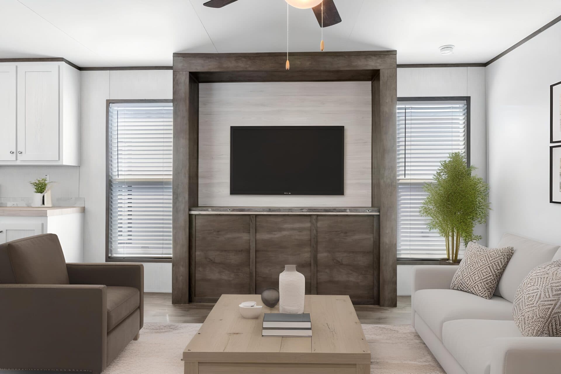 The lincoln interior and hero home features