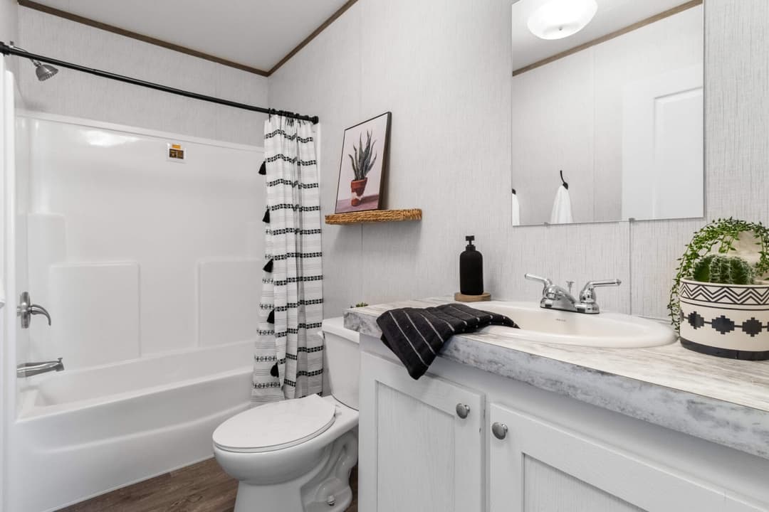 Panama bathroom home features