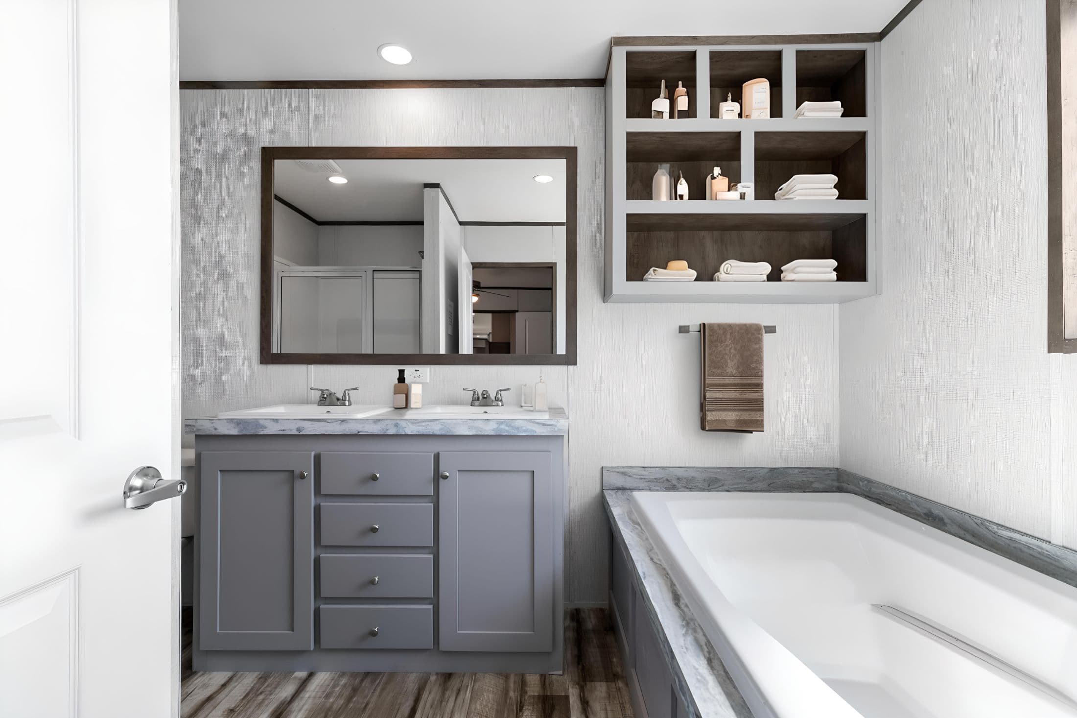 Baytown bathroom home features