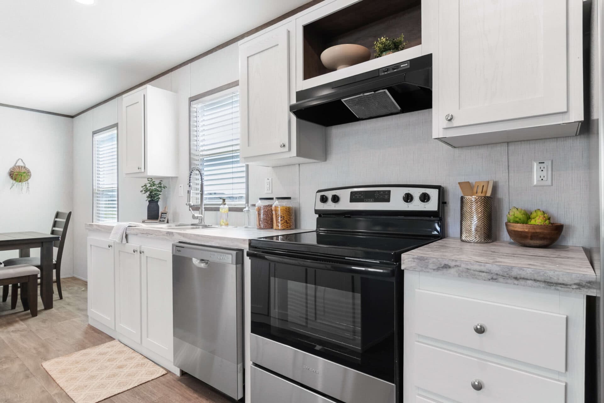 Panama kitchen home features