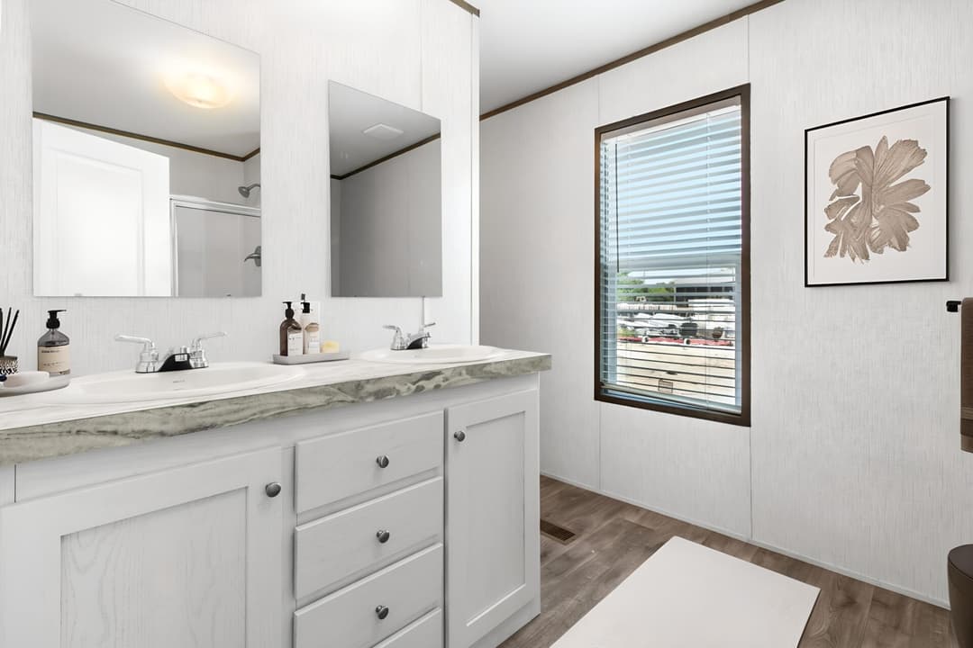 Molly bathroom home features