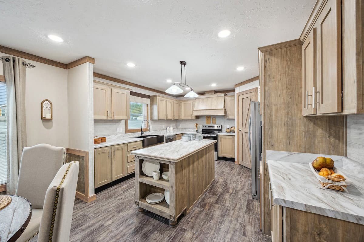 Md-26 rawhide kitchen home features