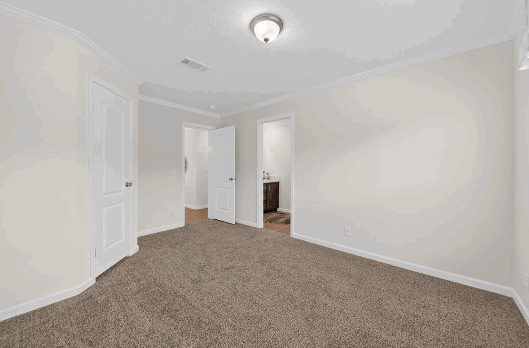 Md-66-32 midland bedroom home features