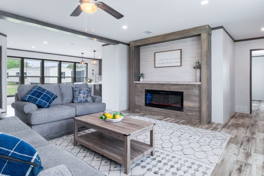 Palmer hero and interior home features