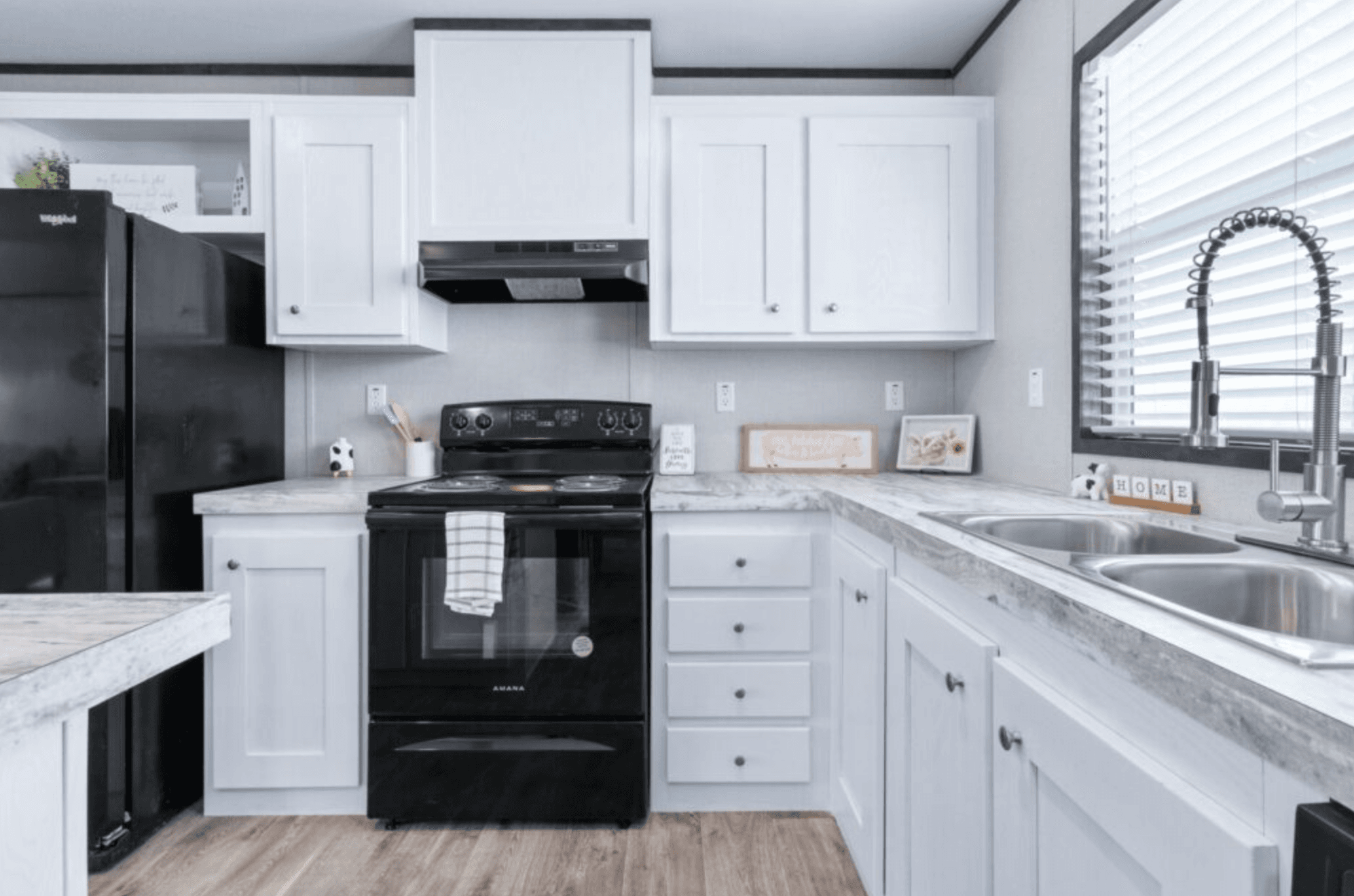 The nassau kitchen home features
