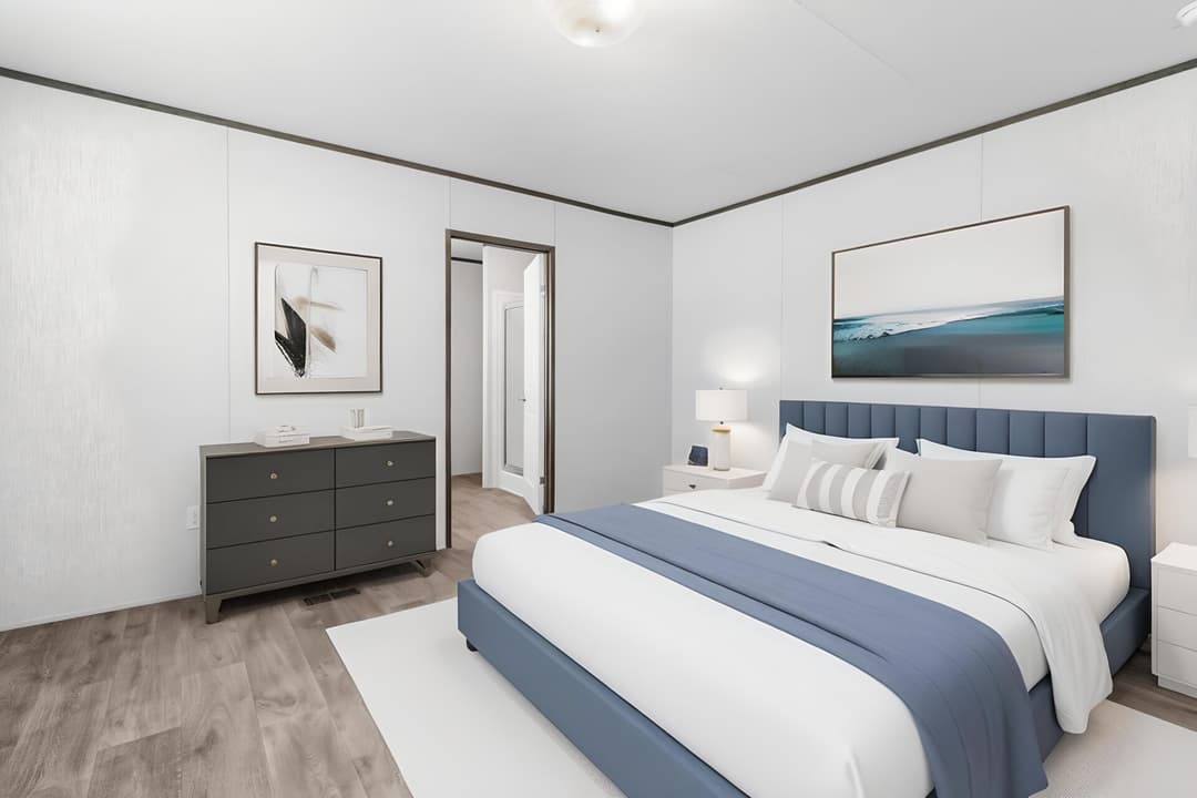 Molly bedroom home features
