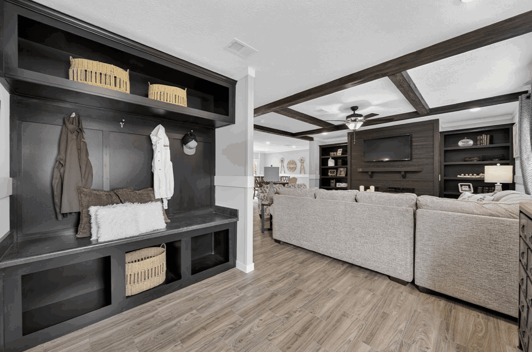 Md-65-32 brookstone interior home features