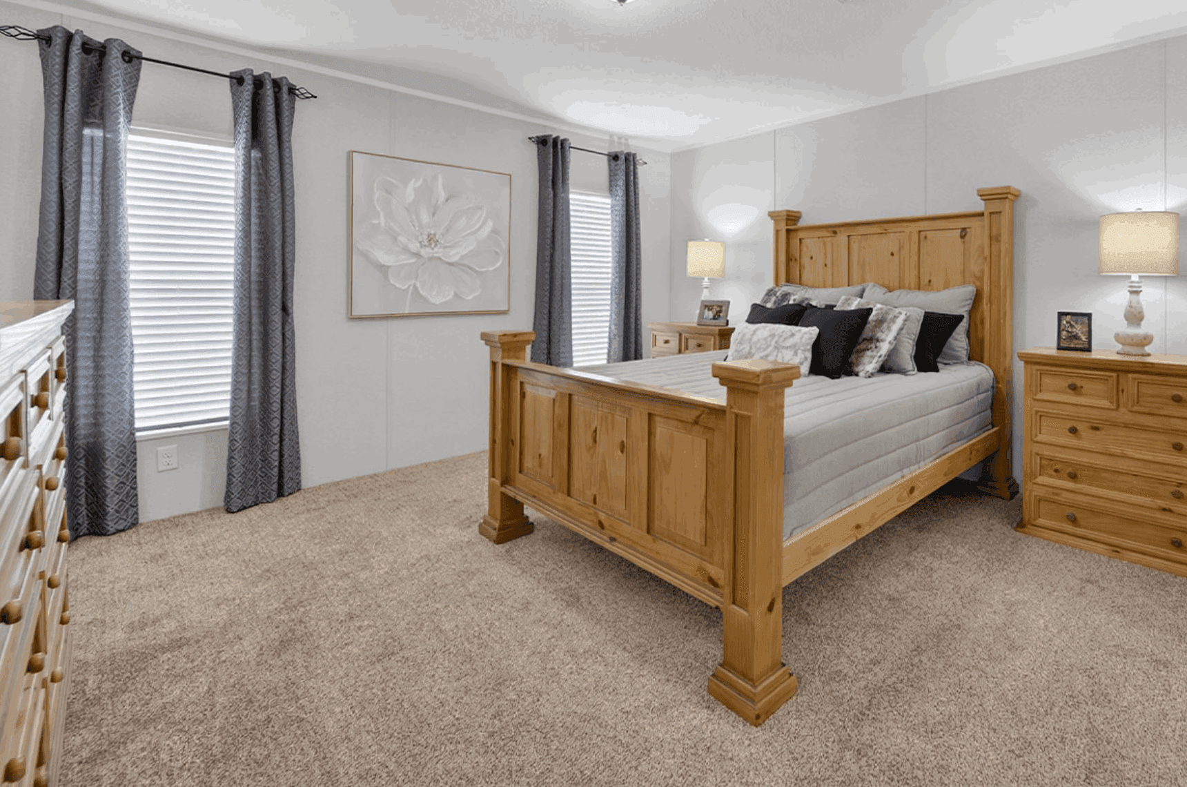 Md-65-32 brookstone bedroom home features