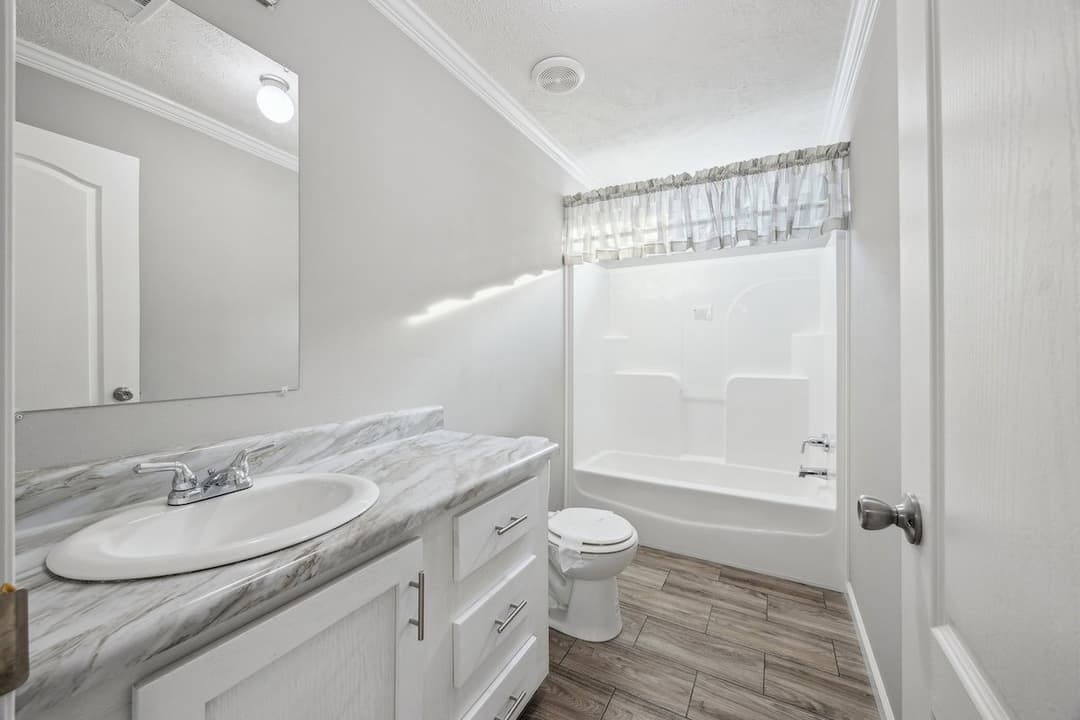 Birmingham bathroom home features