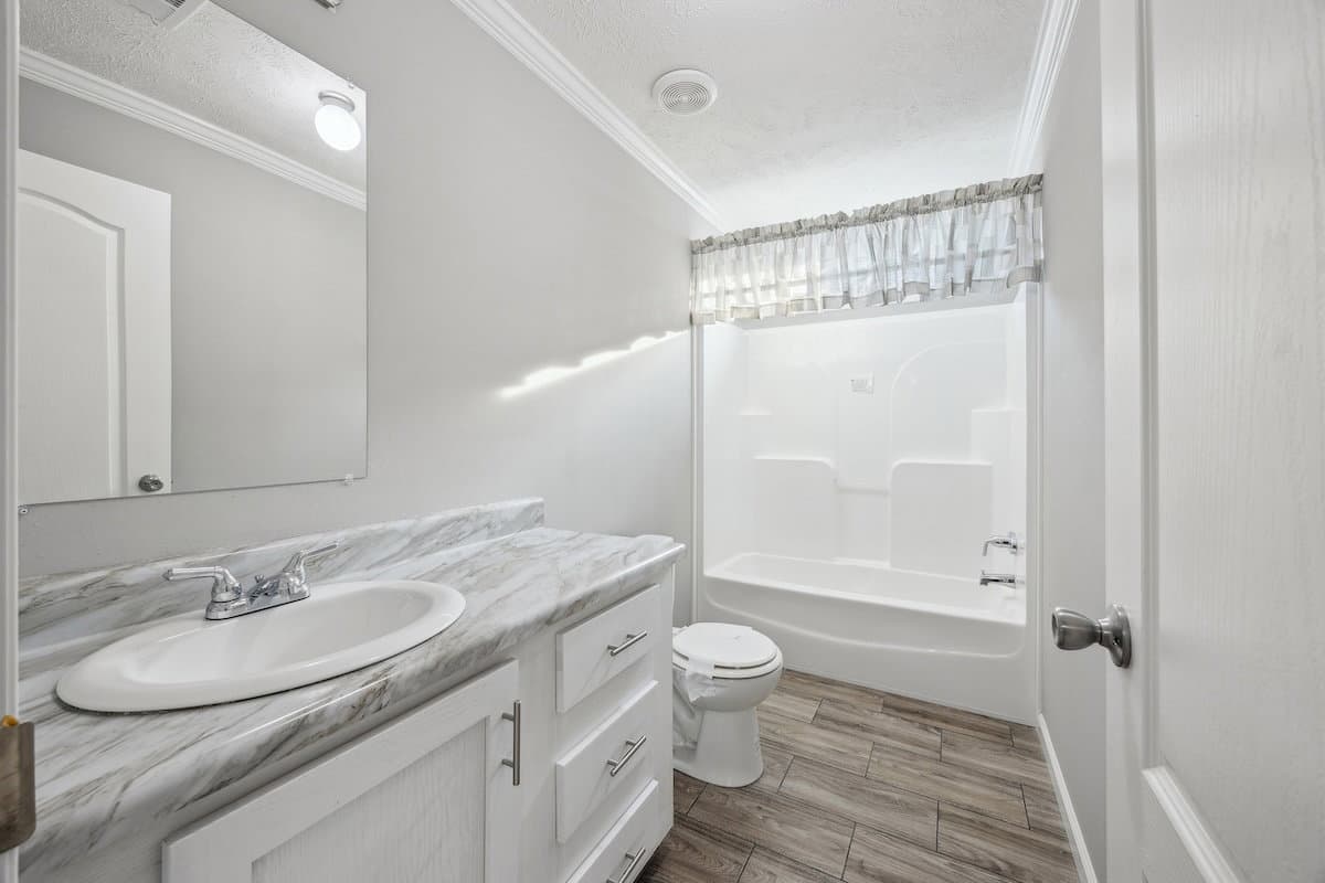 Birmingham bathroom home features