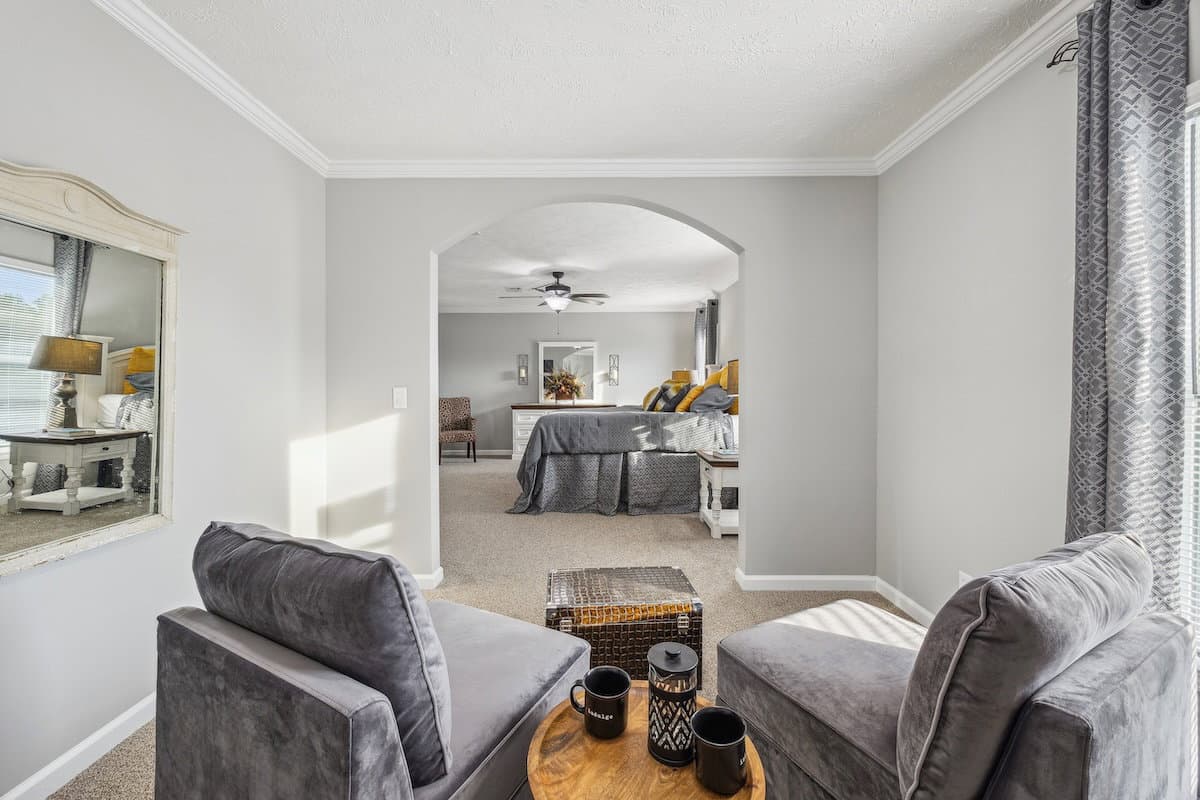 Birmingham bedroom home features
