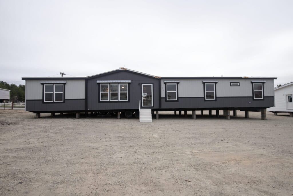 Hogan elevation, exterior, and hero home features