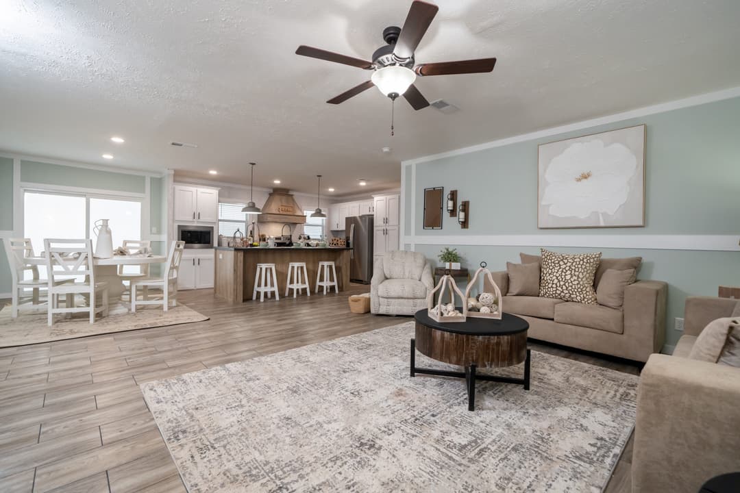 Destin interior home features