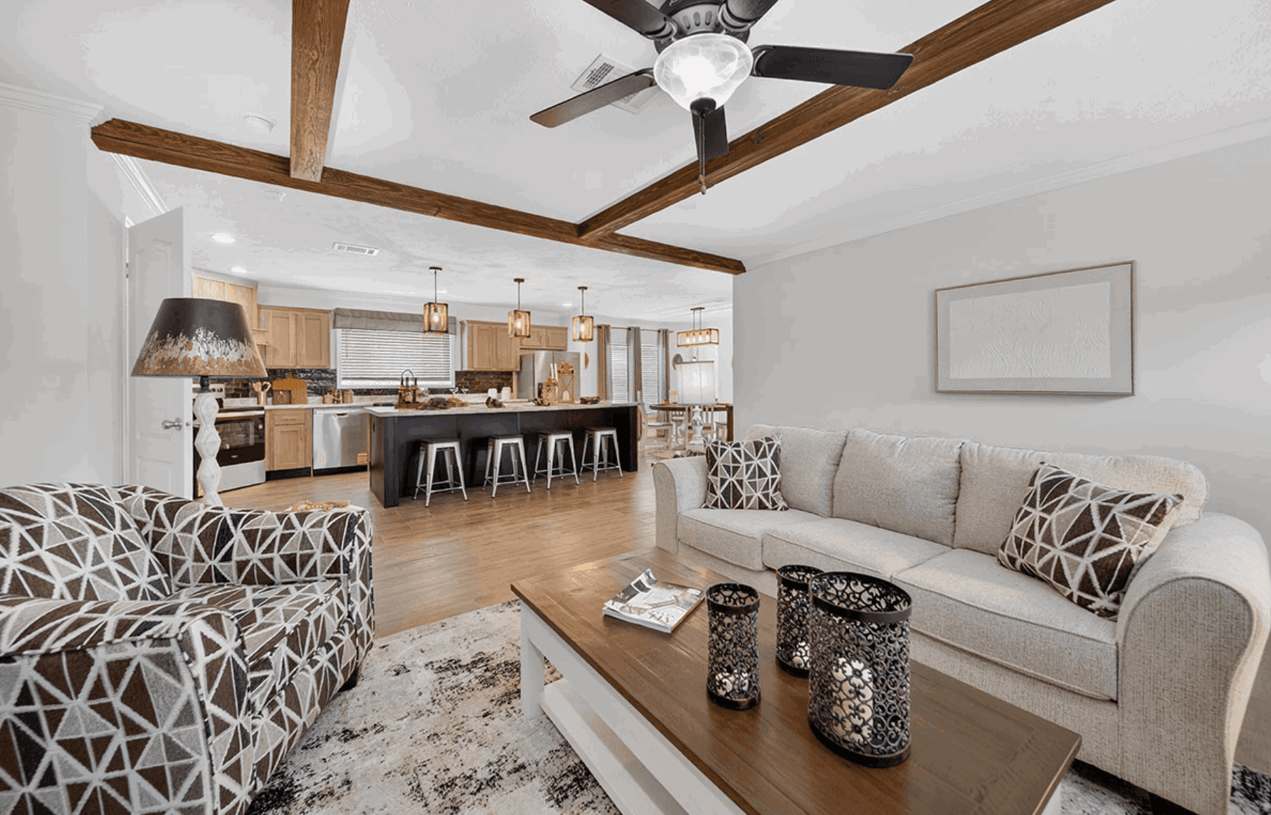 Md-66-32 midland interior home features