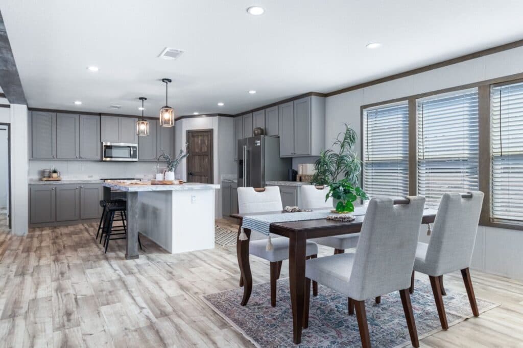 Hogan interior home features