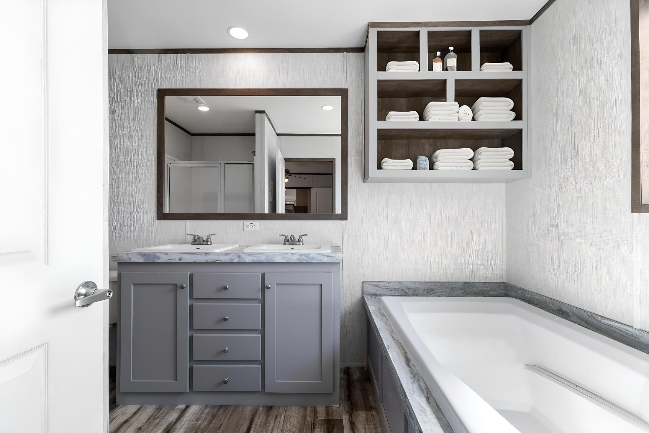Baytown bathroom home features