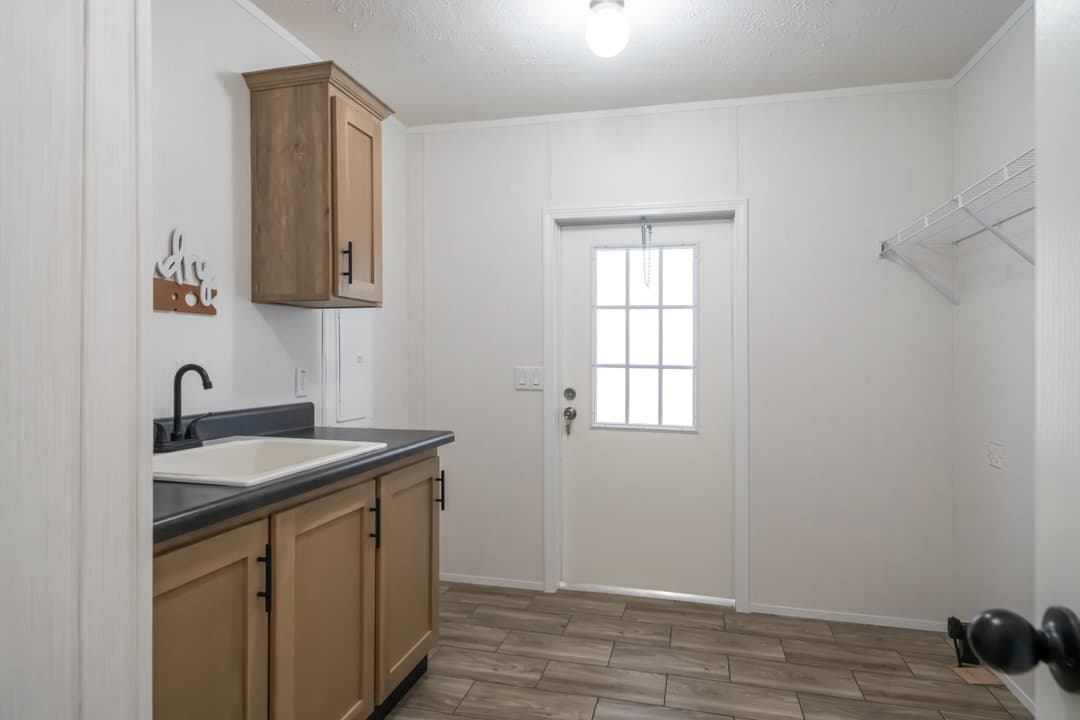 Destin interior home features