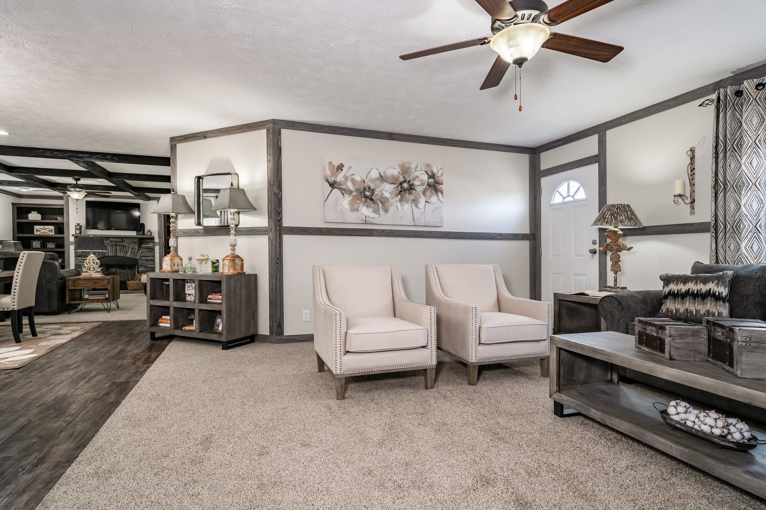 Md-35-32 interior home features