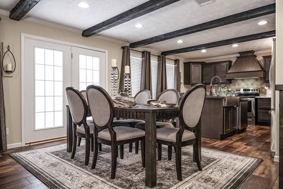 Kb-3244 interior home features