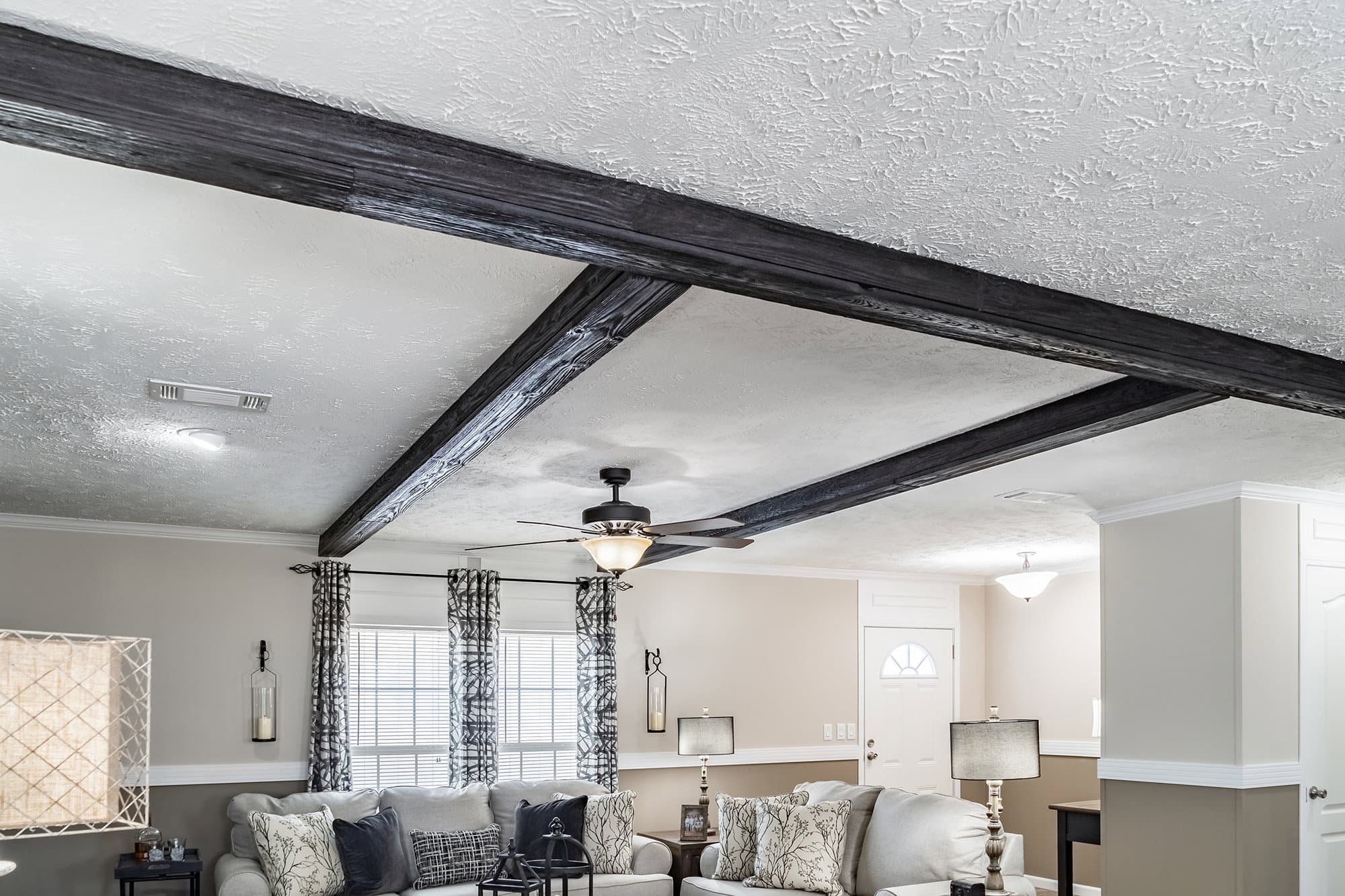 Md-41-32 interior home features