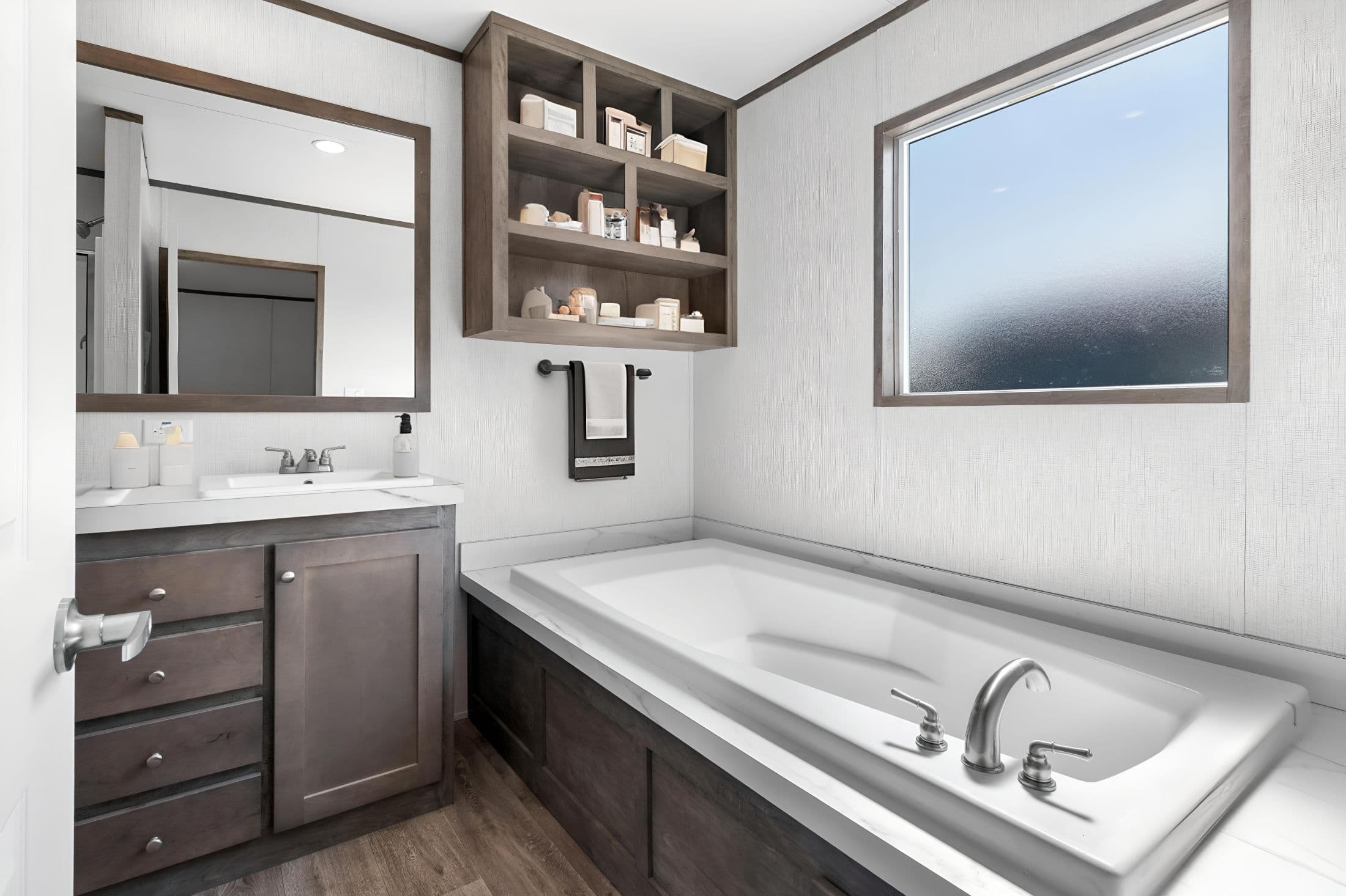 Pinehurst bathroom home features