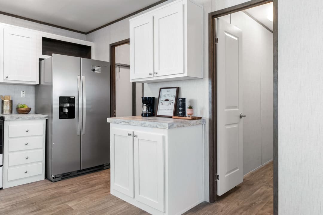 Panama kitchen home features