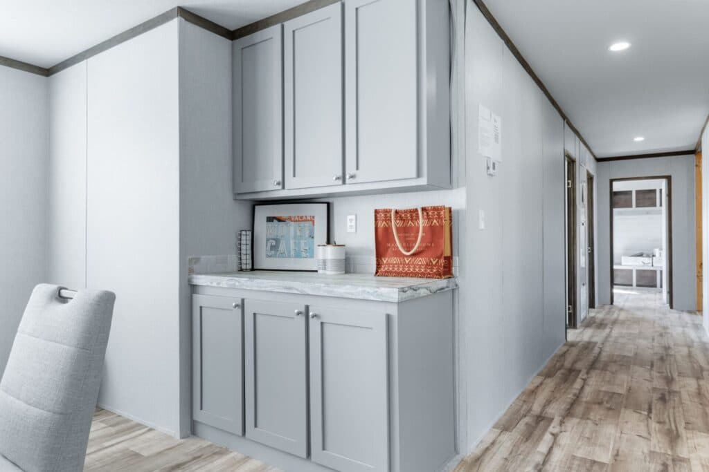 Hogan interior home features