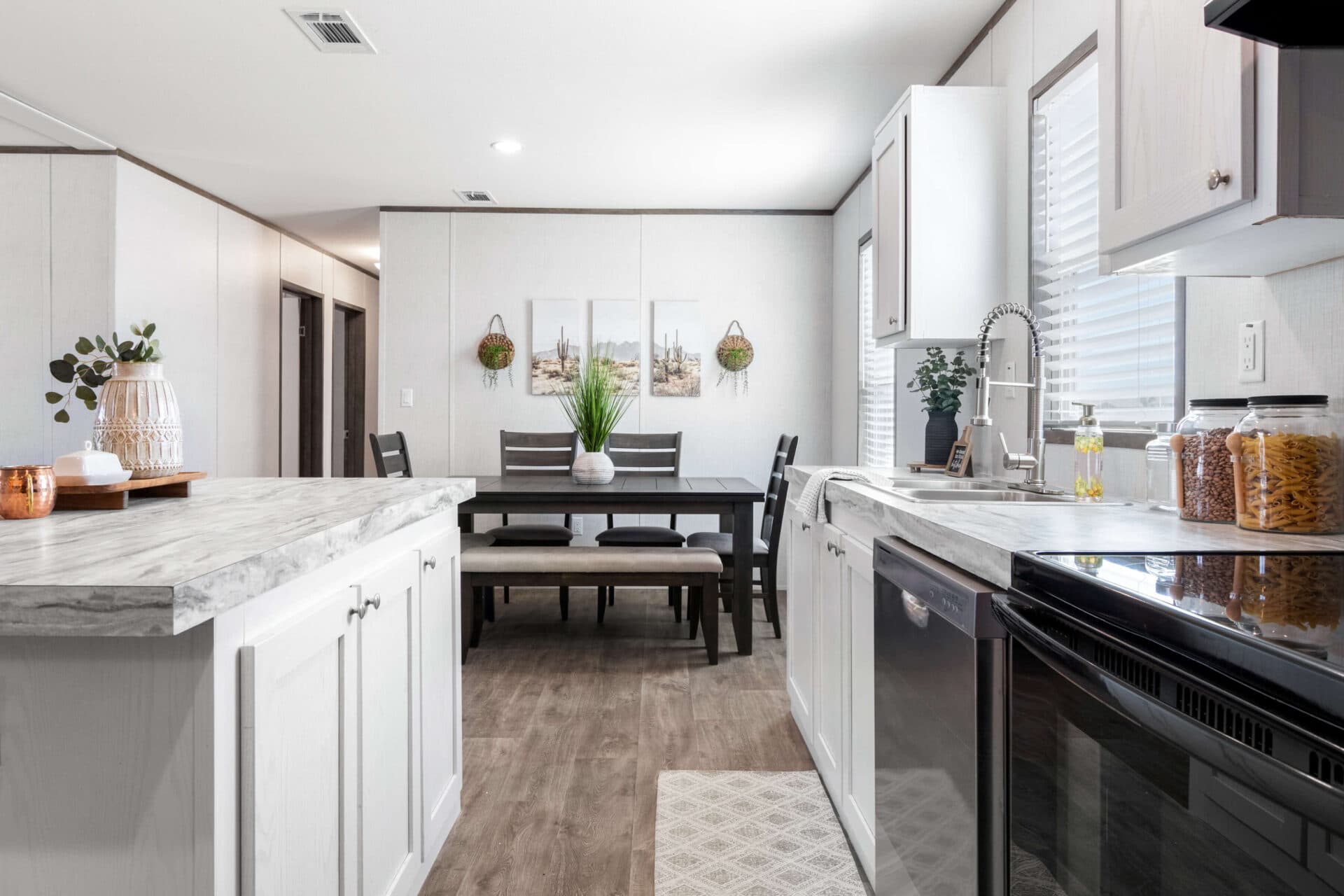 Panama kitchen home features