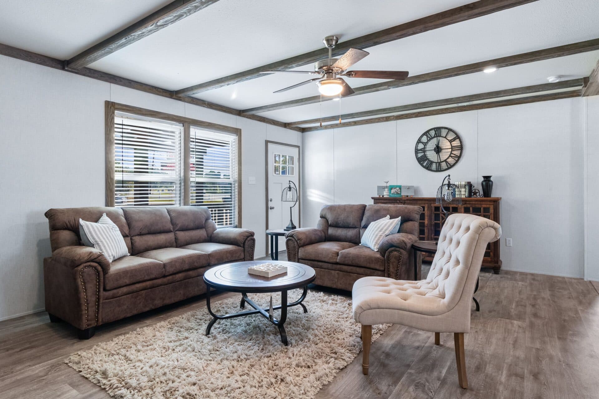 The roosevelt hero and interior home features
