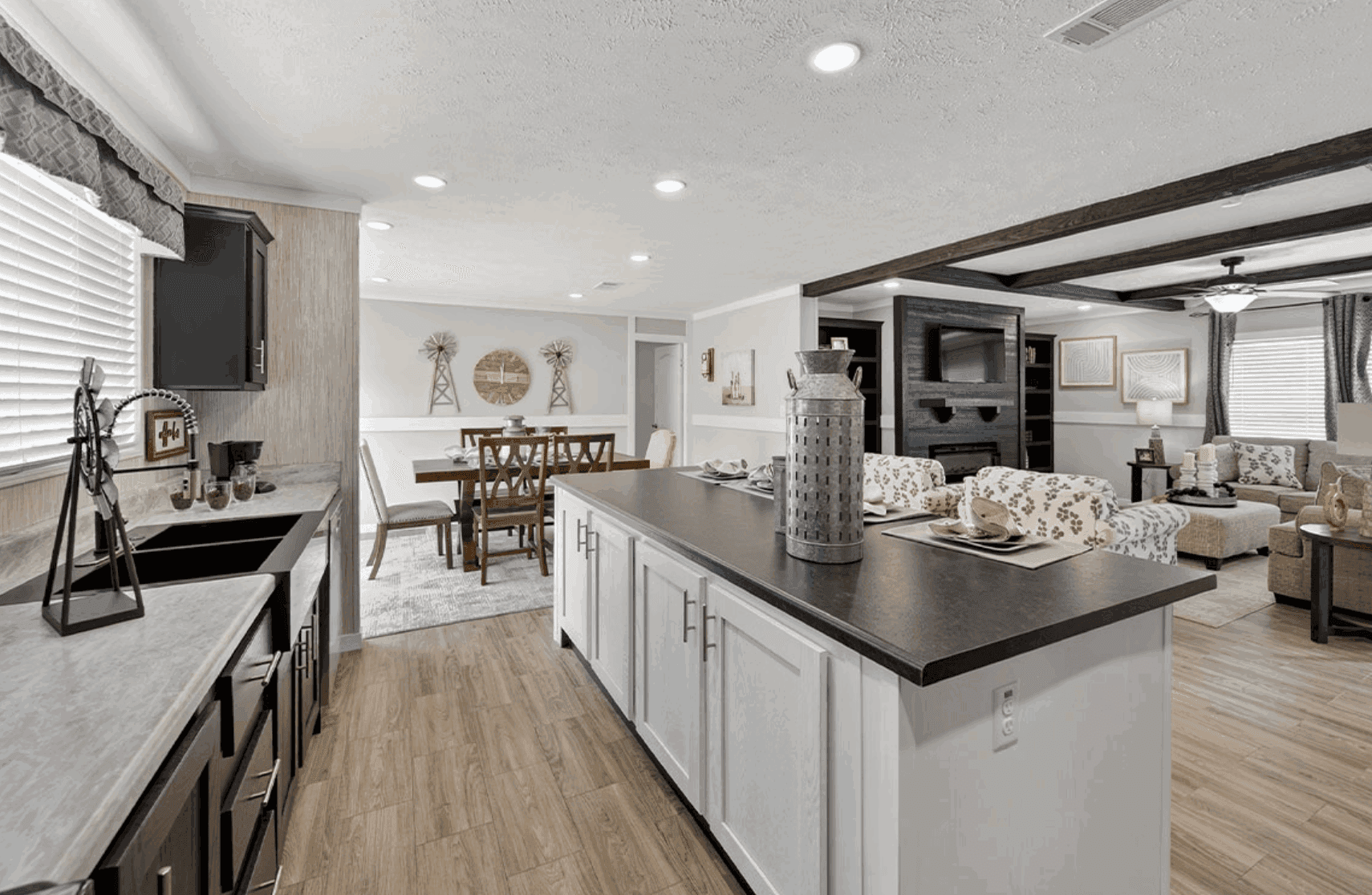Md-65-32 brookstone kitchen home features